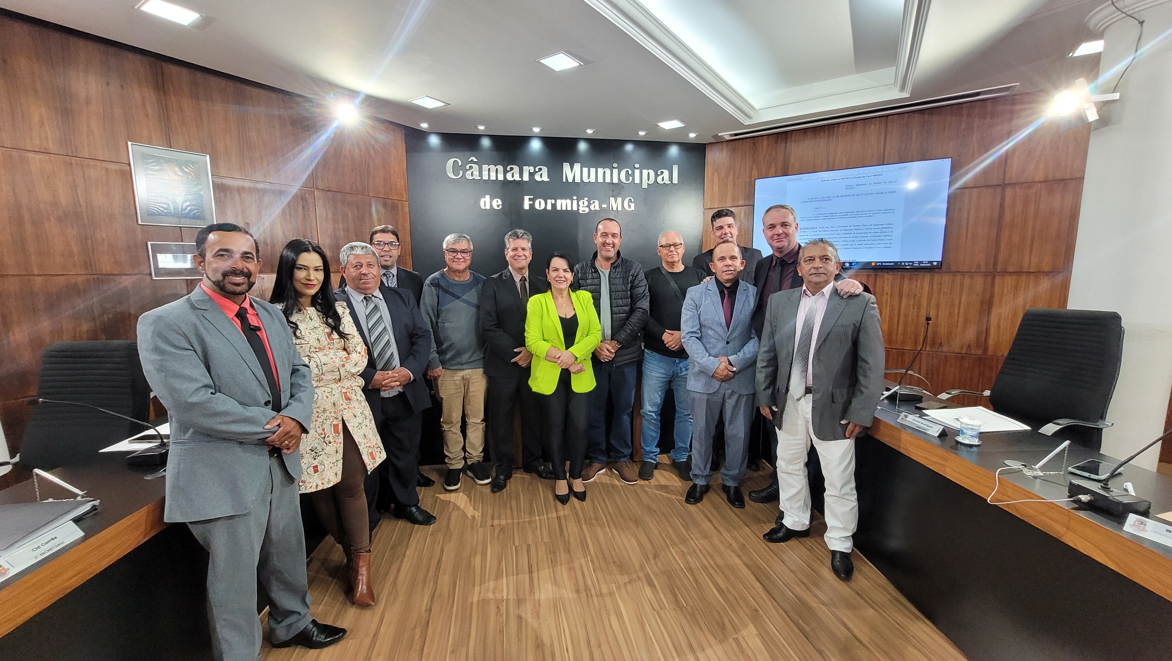 Câmara de Formiga recebe visita institucional de representantes do Legislativo de Piumhi