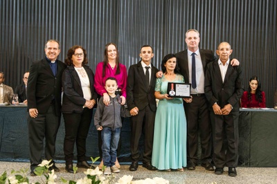 Medalha 6 de Junho - Maria Aparecida Francisco.jpg