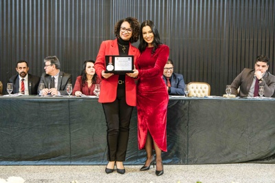 Medalha 6 de Junho - Gisele Adriana da Silva Castro.04.jpg