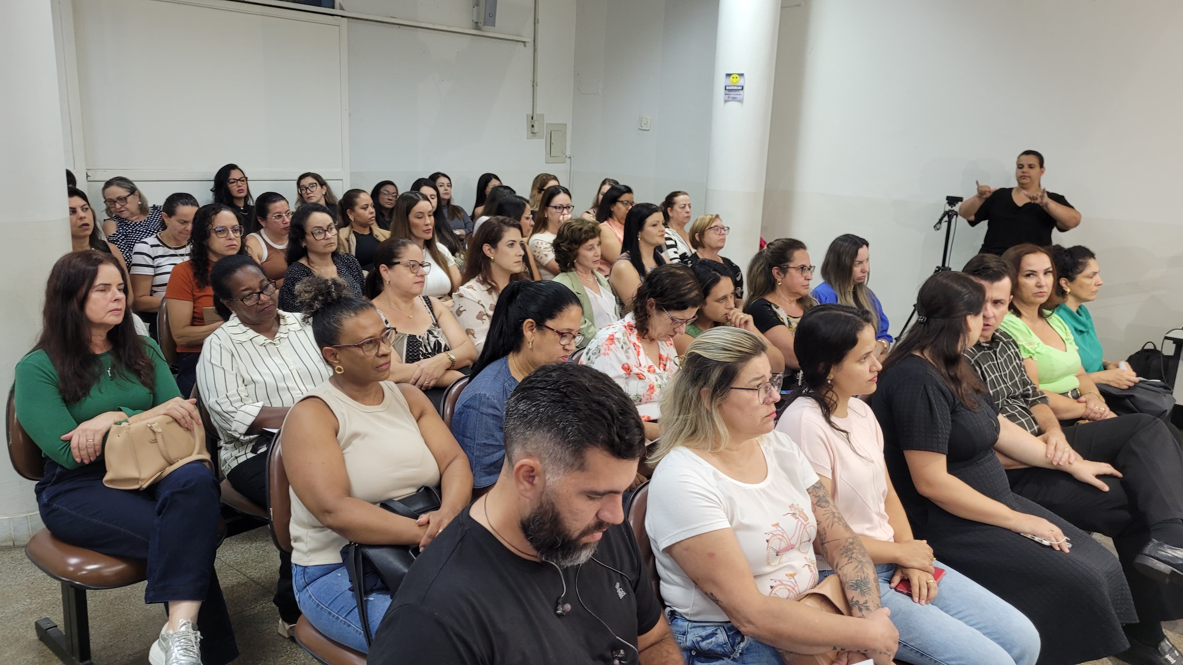 Audiência pública sobre módulo 2 termina em consenso entre professores e Secretaria de Educação em Formiga