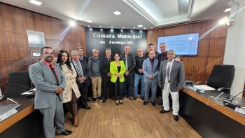 Câmara de Formiga recebe visita institucional de representantes do Legislativo de Piumhi