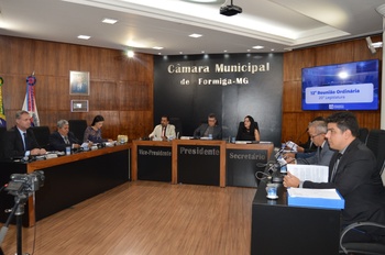Câmara Municipal de Formiga realiza 12ª Reunião Ordinária com aprovação de importantes projetos para o município Câmara Municipal de Formiga realiza 12ª Reunião Ordinária com aprovação de importantes projetos para o município