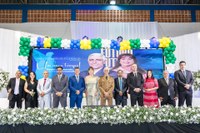 Câmara Municipal empossa Prefeito Coronel Laércio Reis e Vice Prefeita Taciana Carvalho - Publicado em: 3 de janeiro de 2025