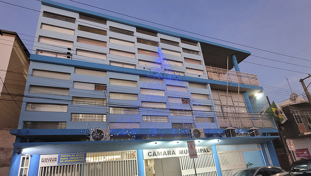 Câmara Municipal realiza 40ª reunião ordinária e analisa projetos que tratam de recuperação tributária, servidores públicos e crédito especial para educação