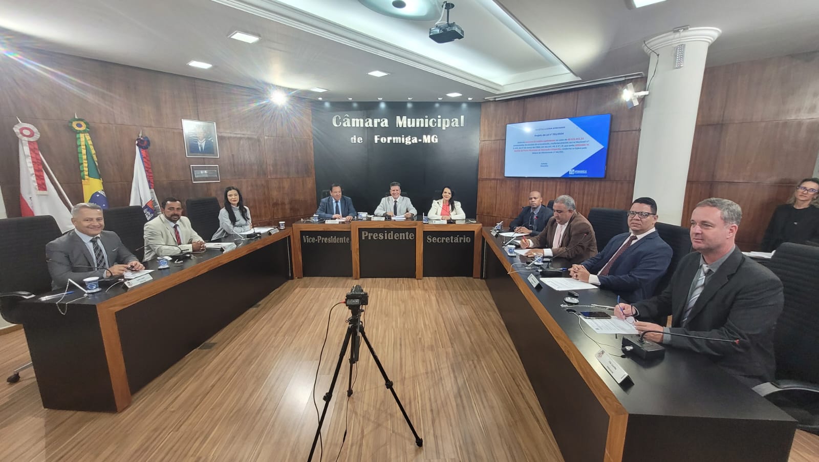 Câmara Municipal Realiza Sessão Extraordinária para Aprovação de Crédito Suplementar na Educação e Esportes - Publicado em: 30 de julho de 2024