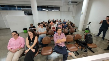 Câmara realiza audiência pública para discutir PPA 2026–2029 e diretrizes orçamentárias do município