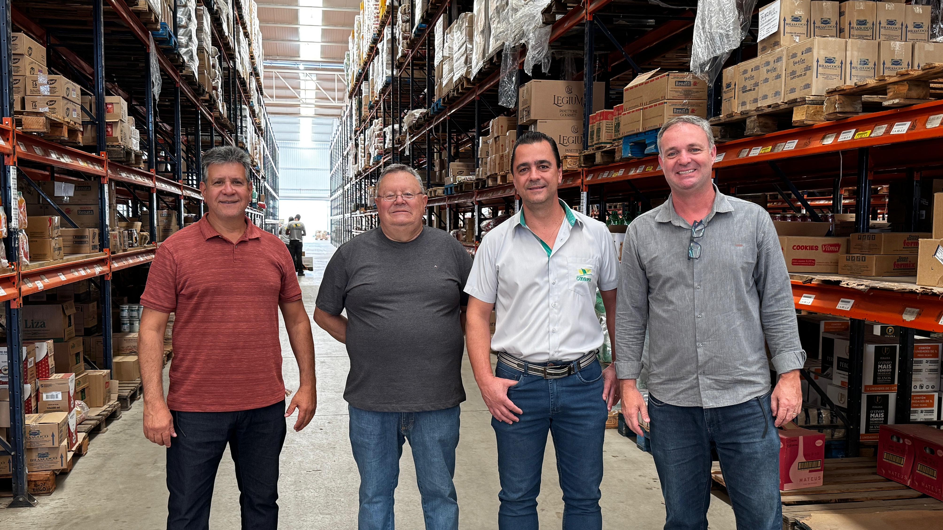 Câmara realiza visita de cortesia à CooSuper Distribuição e Logística