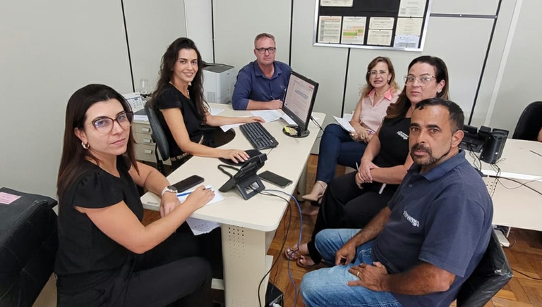 Comissão esclarece parecer do Projeto da reestruturação administrativa do Executivo