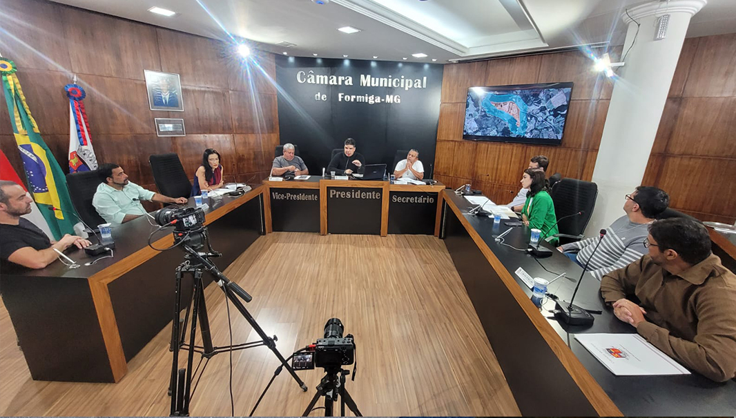 Debate sobre regularização do Distrito Industrial é realizado e aponta necessidade de ajustes no projeto