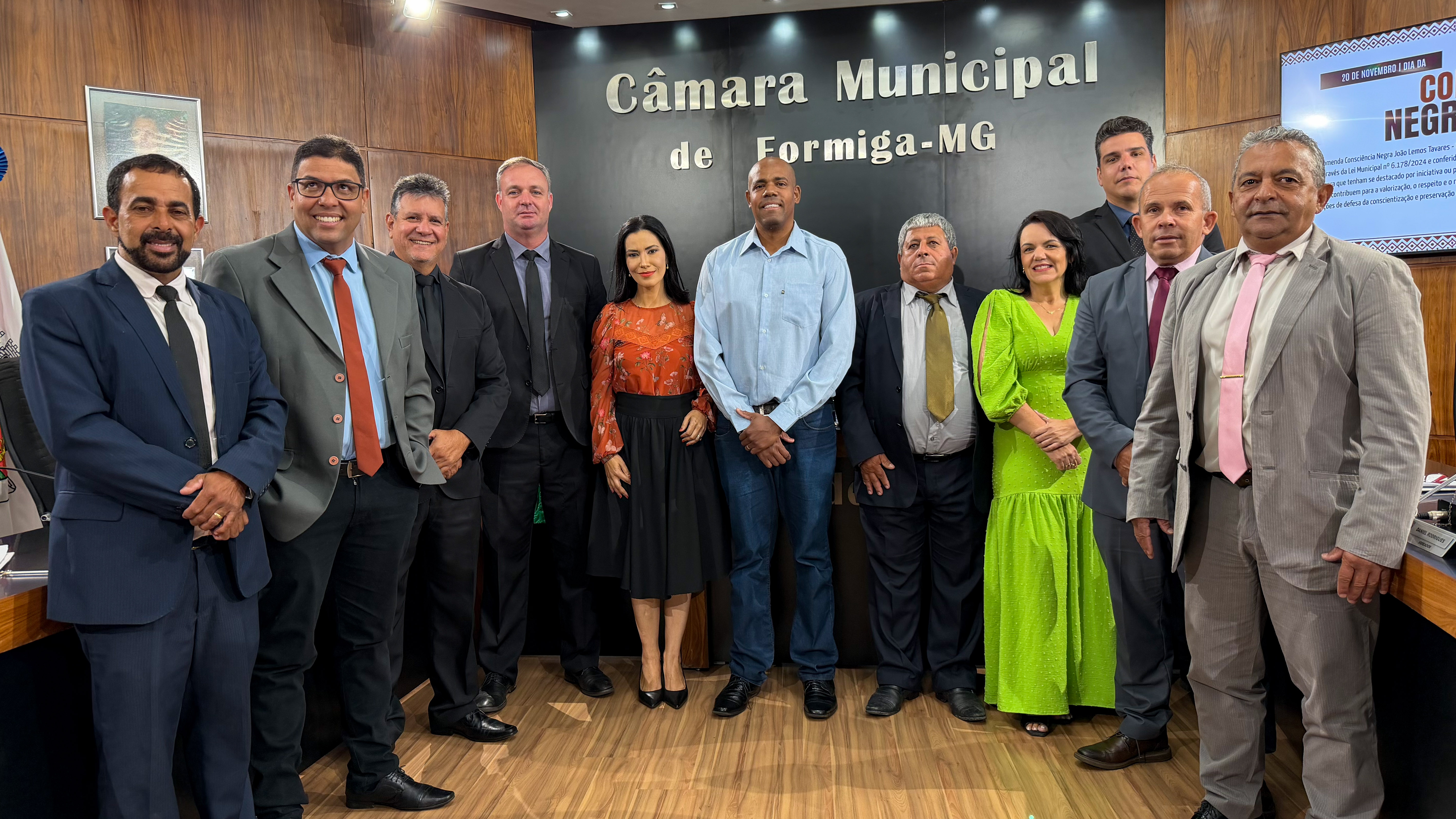 Ex vereador Luiz Carlos Estevão utiliza a tribuna da Câmara para destacar lutas e avanços no combate ao racismo