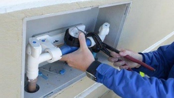 Presidente da Câmara promulga lei que proíbe cobrança de taxa de religação de água