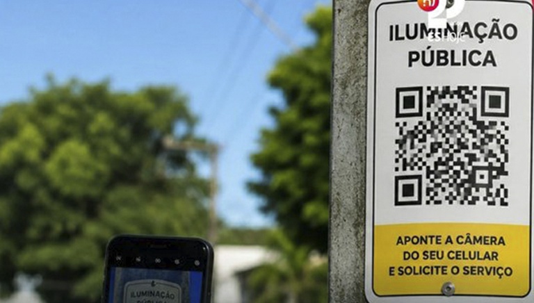 Sistema com QR Codes nos postes pode agilizar troca de lâmpadas e melhorar iluminação pública em Formiga